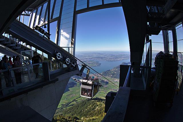 Cable car coming into top station
